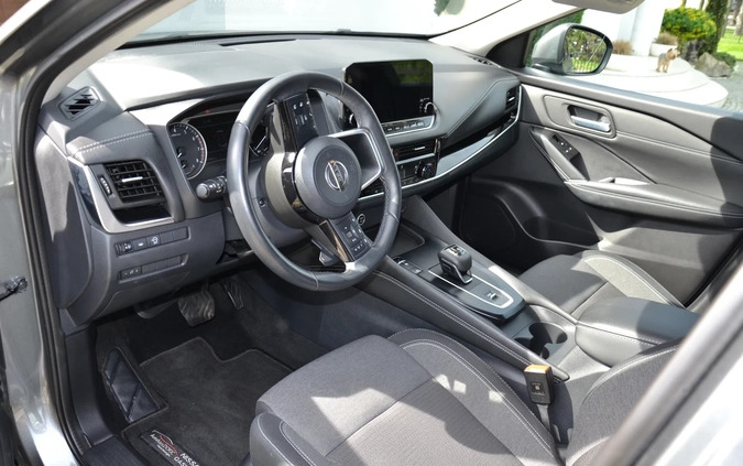 Nissan Qashqai cena 105000 przebieg: 28588, rok produkcji 2022 z Kalisz małe 106
